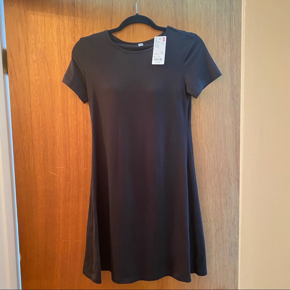 Uniqlo Black ALine Short Sleeve Mini Bra Dress NWT